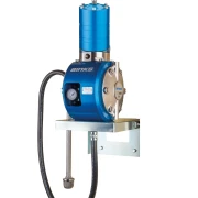 DX200 3:1 Membranpumpen auf Wandhalterung mit manuellem Materialregler